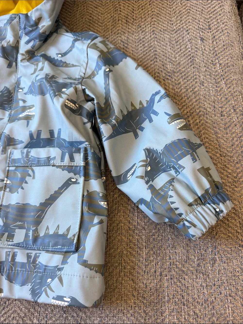 Old Navy Unisex Water-Resistant Hooded Zip Jacket for Kids Size: 12-18M